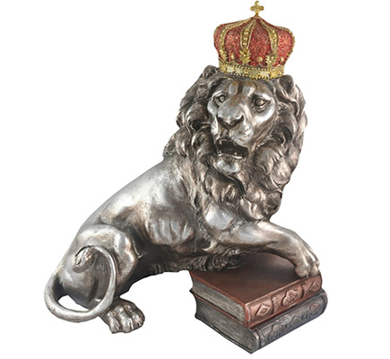 Resin Lion With Crown Silver Finish
